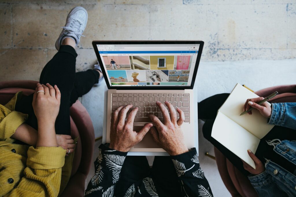 Marketing with a laptop computer